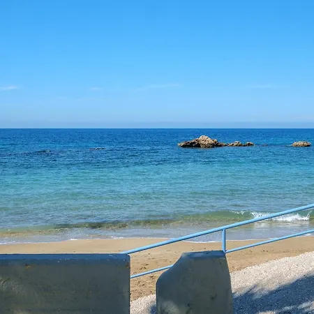 Апартаменты Comfy Flat At Venetian Port Of Chania Ханья